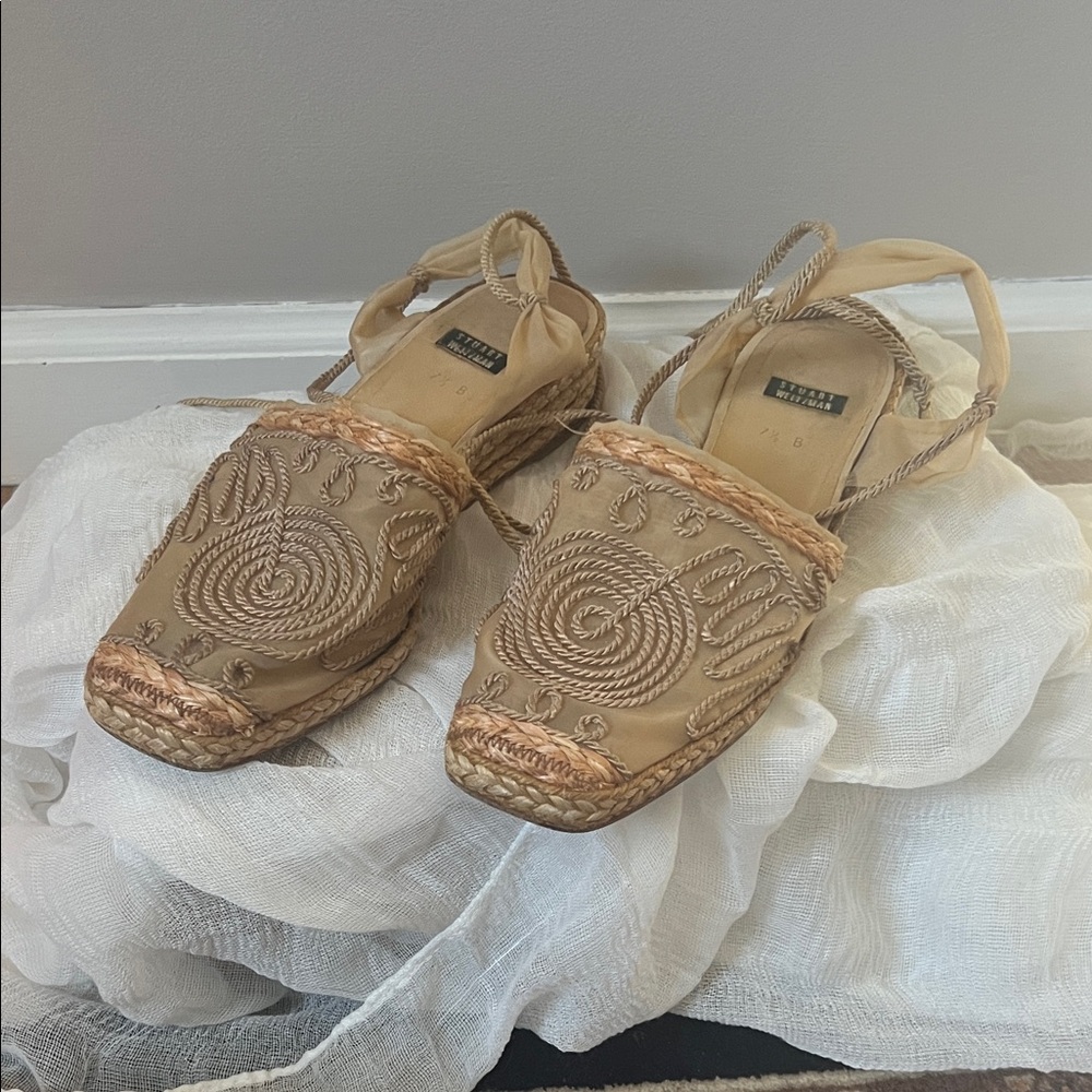 Stuart Weitzman Beige Espadrille Flats, size 7.5